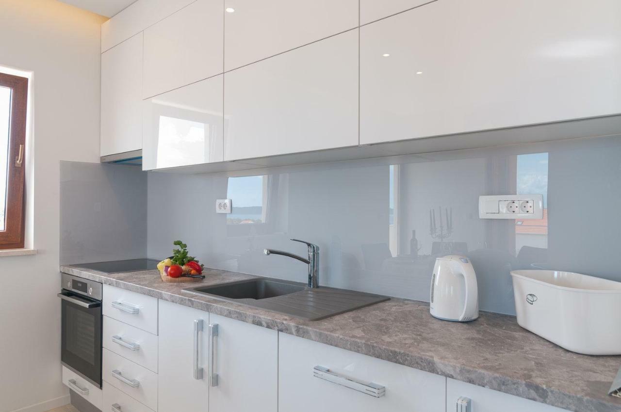 Beautiful Apartment With Private Pool Trogir Eksteriør bilde